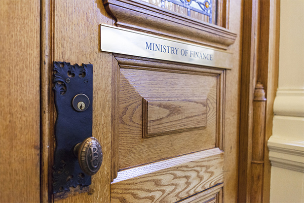 Enabling Large-Scale Change in a Public Sector ERP Transformation